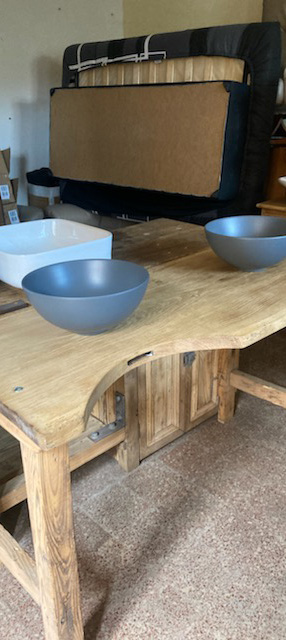 Meuble vasque en cours de fabrication atelier